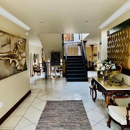 Re-Union Vacations Hotel Hartbeespoort Exterior photo
